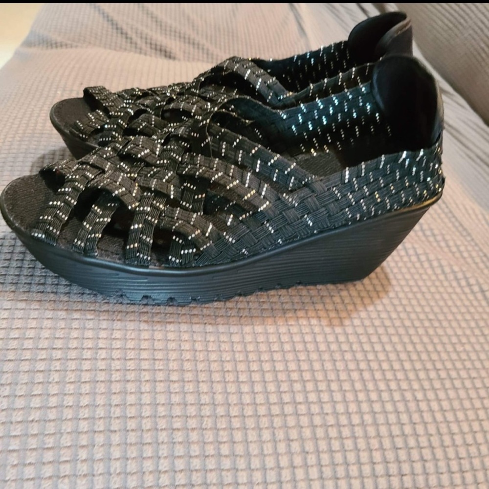 Bernie Mev shoes